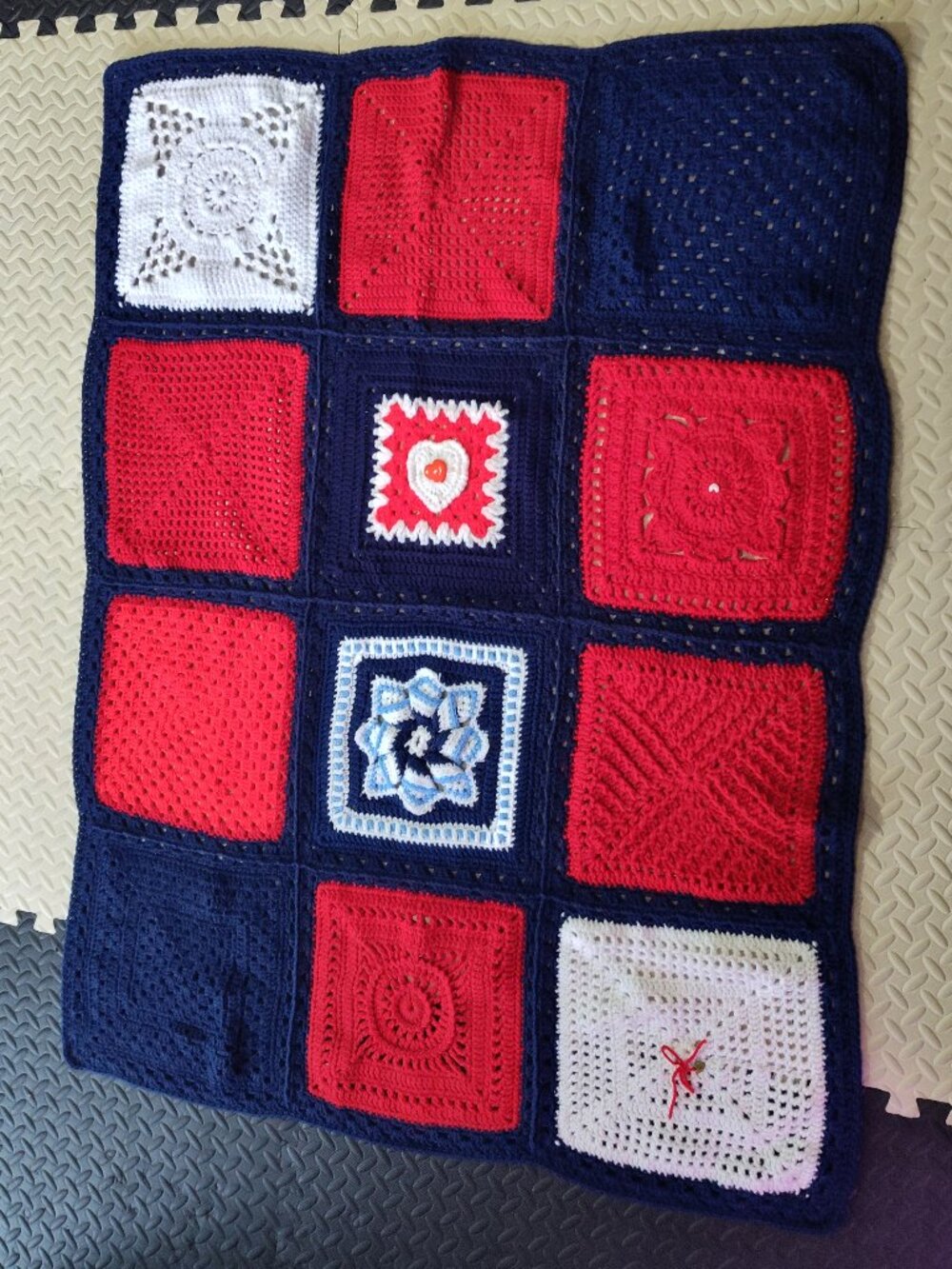 Americana Crochet Granny Square Hearts 3D Flower Afghan Blanket Throw 54" x 40"